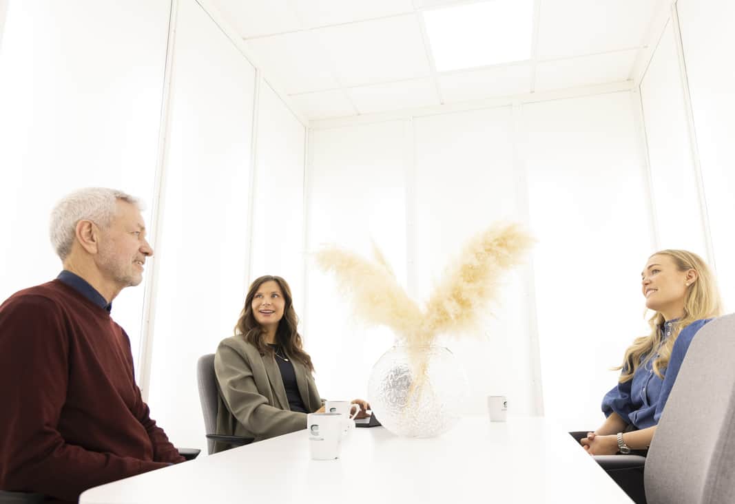 Ljusrum enligt neurodesign – utformat för att ge rätt ljus vid rätt tillfälle, så att du kan fokusera bättre och må bra på jobbet.