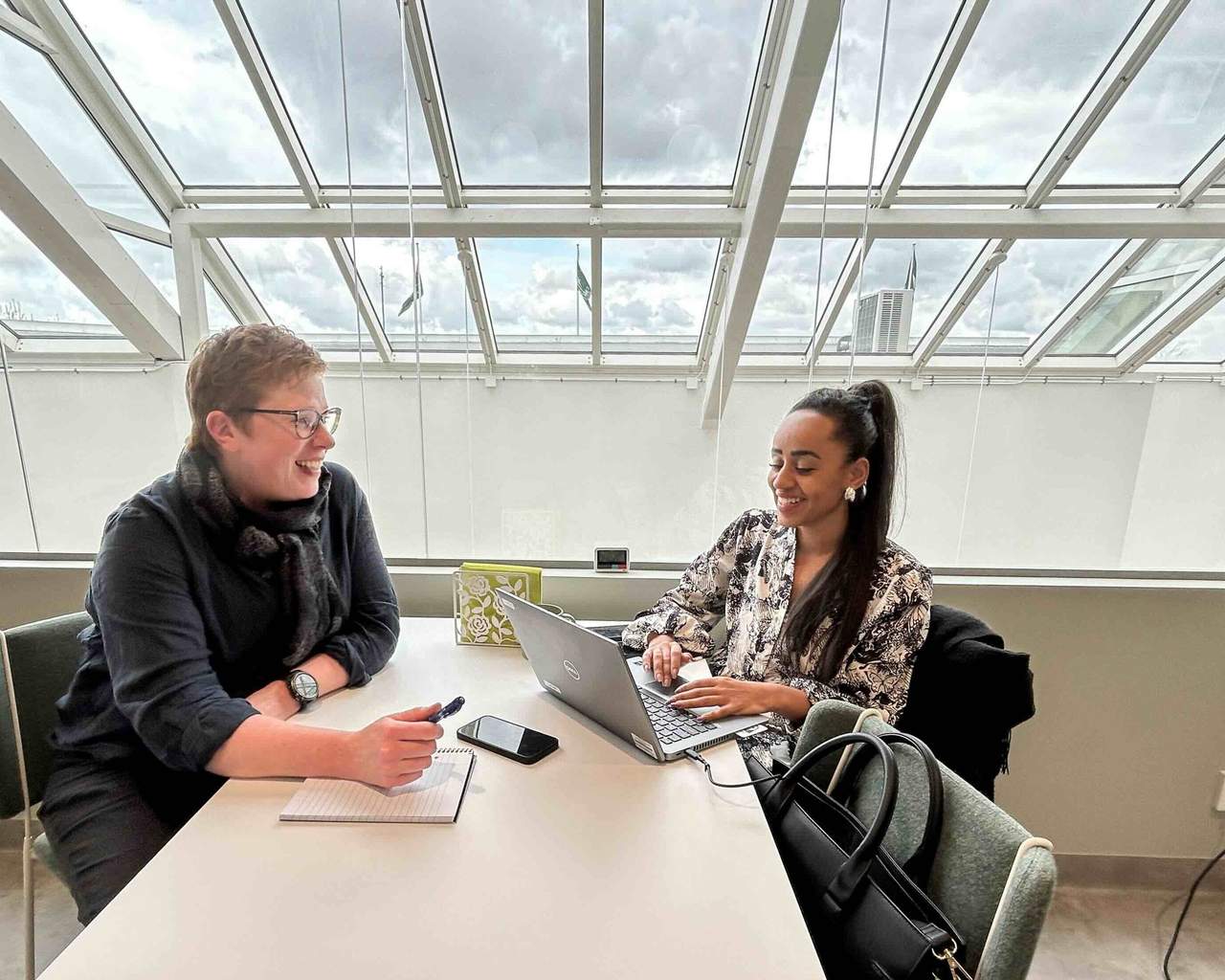 Olivia Karlsson och Mariette Grattbeck 