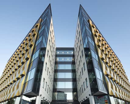 Exteriörbild av fastighet.