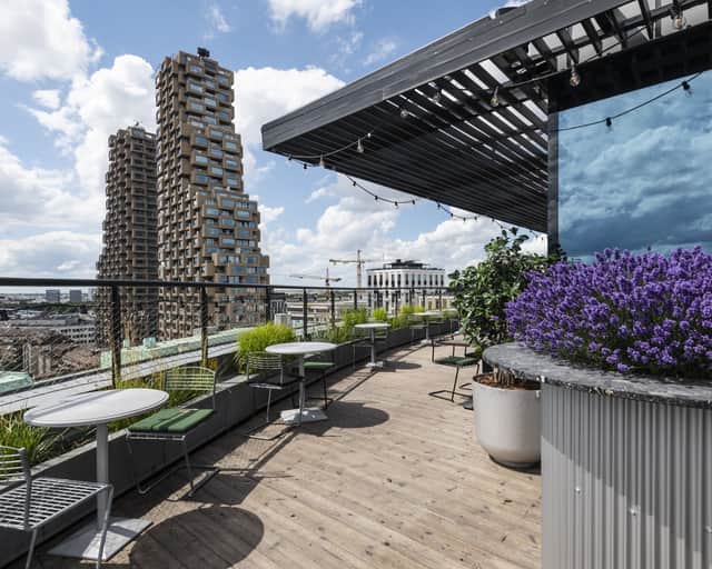 Utsikt från takterrassen.