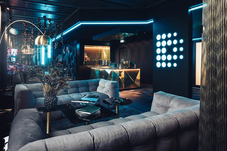 Loungeyta i kontorslokal.