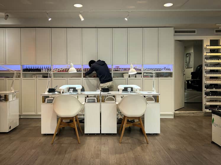 Nail Icons interiör