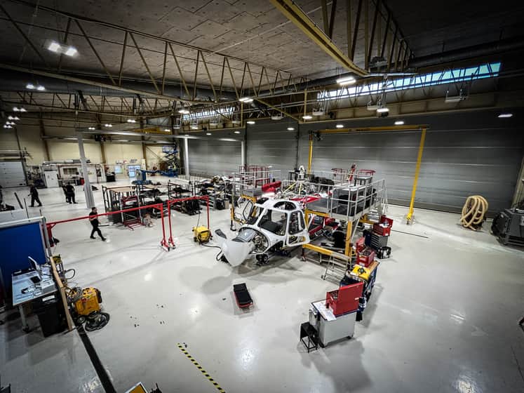 En överblick av verkstad. På bilden får en "chopper" en genomgång. 